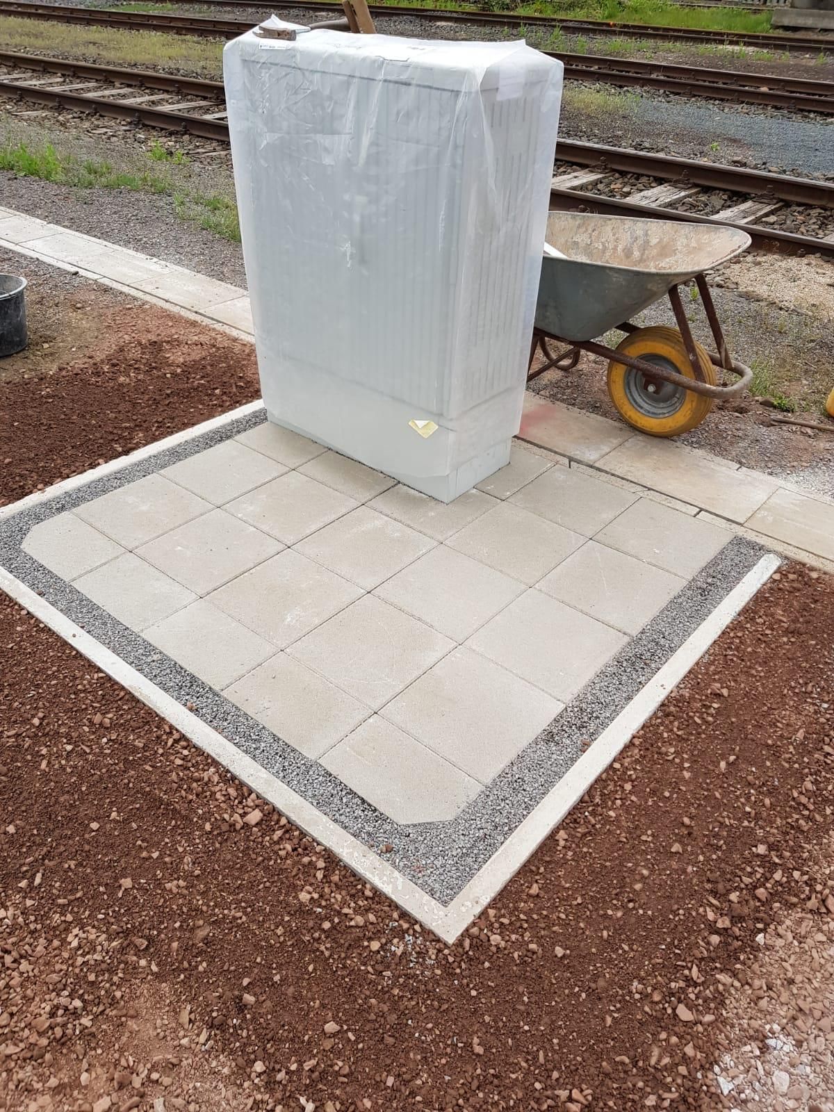 Baustelle Kabelschacht Stromkasten